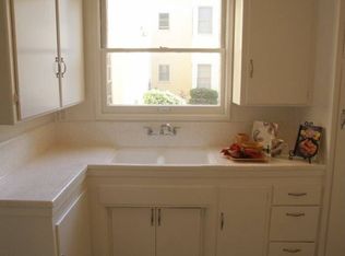 3306 Hollypark Dr APT 1, Inglewood, CA 90305