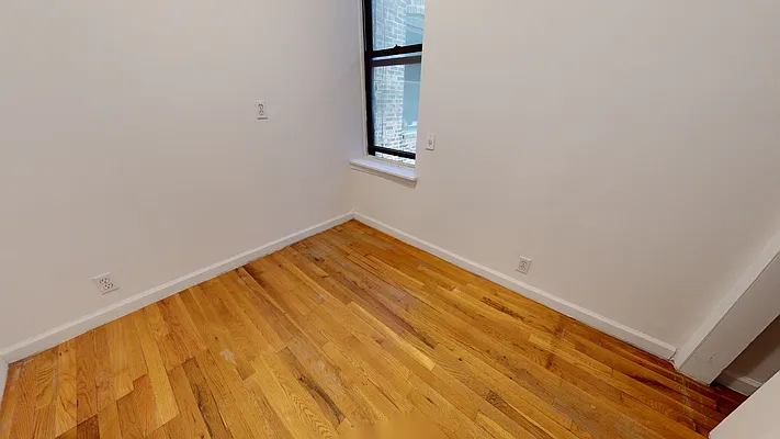 Rented by Bond New York | media 5