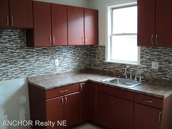 5th image of 6449 N Smedley St