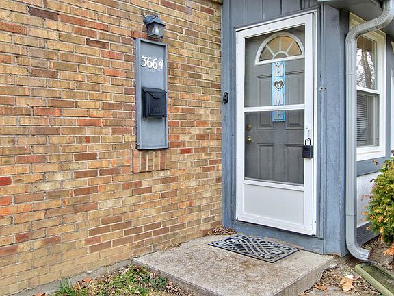 3rd image of 3664 Mayfield Dr