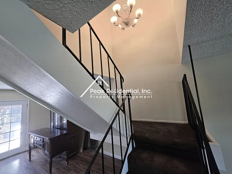 6691 Greenback Ln — Photo 10