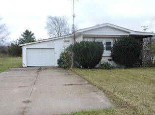 11410 Riverside Dr, Stanwood, MI 49346