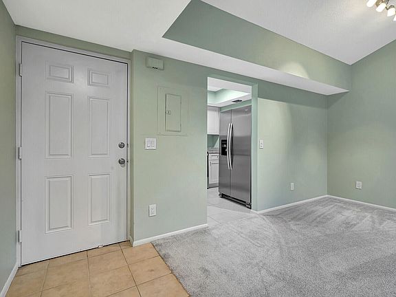 4th image of 1631 SE Green Acres Circle #Bb204