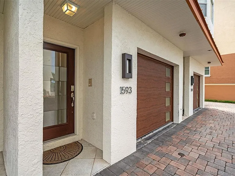 1593 Pinellas Bayway S — Photo 7