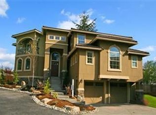 12329 NE 102 Ln, Kirkland, WA