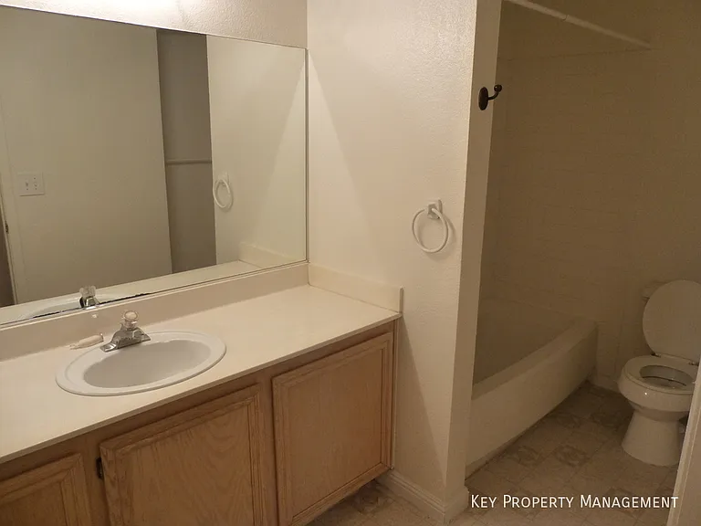 1900 Rio Canyon Ct #103 — Photo 9