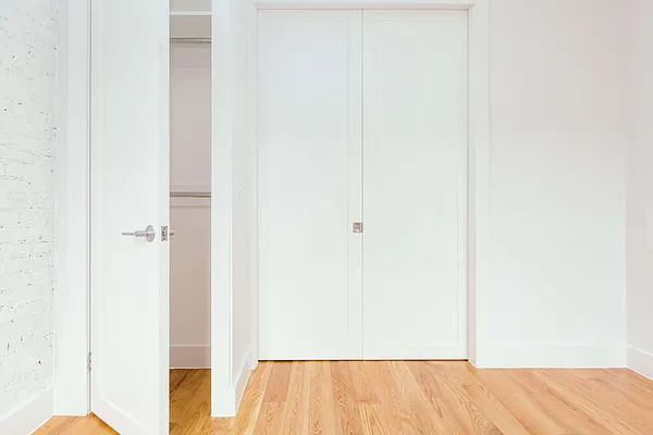 Rented by Nooklyn NYC LLC | media 29