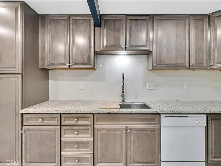 2644 Sycamore Dr — Photo 14