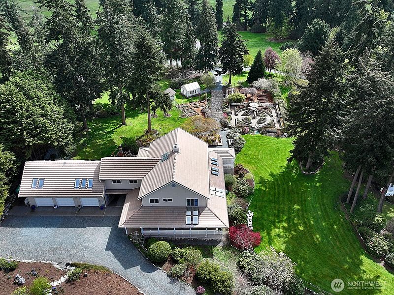 2nd image of 5741 Crow Haven Road