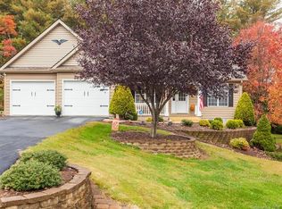 205 High Ridge Dr, Mills River, NC 28759