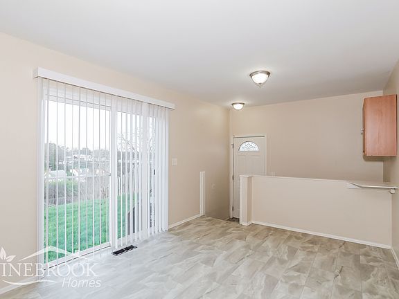 5th image of 4398 Saint Dominic Dr