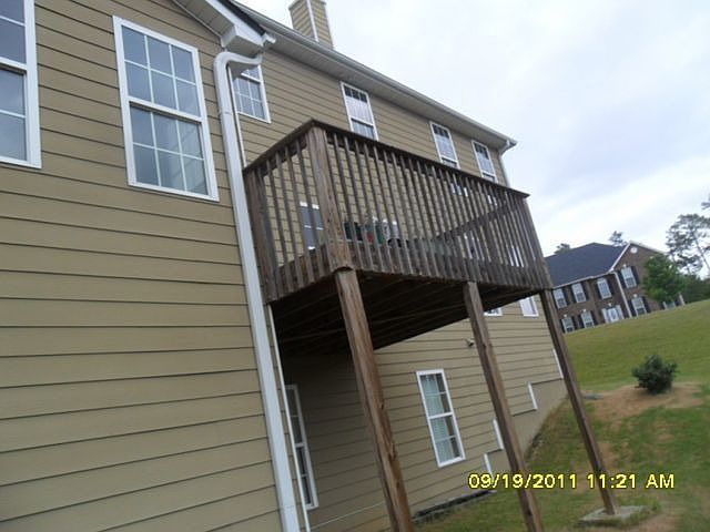 2nd image of 1763 Lake Edge Cir