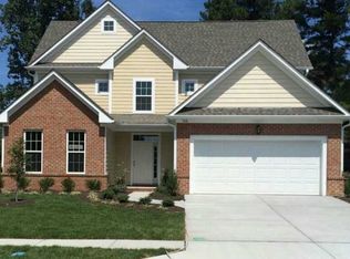 708 River Hollow Ct, Chesapeake, VA 23320