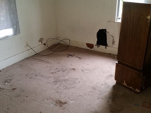 3rd image of 5742 Roosevelt Pl