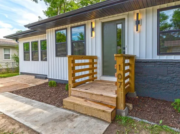 107 Hull Dr, Waynesville, MO 65583