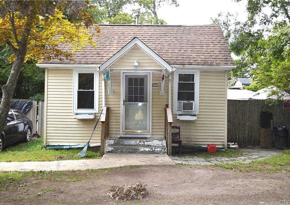 1st image of 186 Woodland Dr