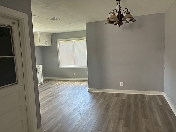 4th image of 3314 1st Ave S