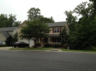 6637 Forest Cross Dr, Charlotte, NC 28216