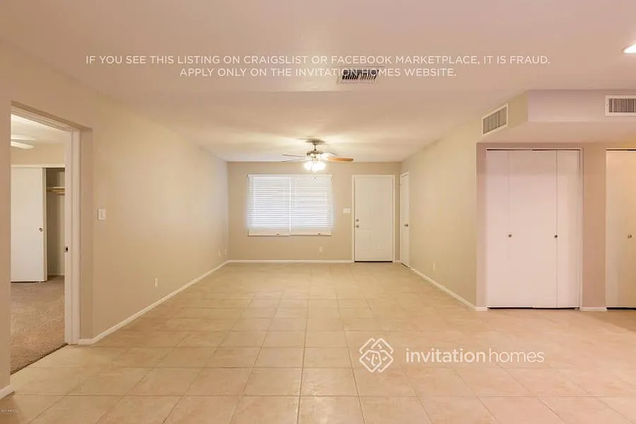 1800 W Mountain View Cir Mesa, AZ 85201 — Photo 2