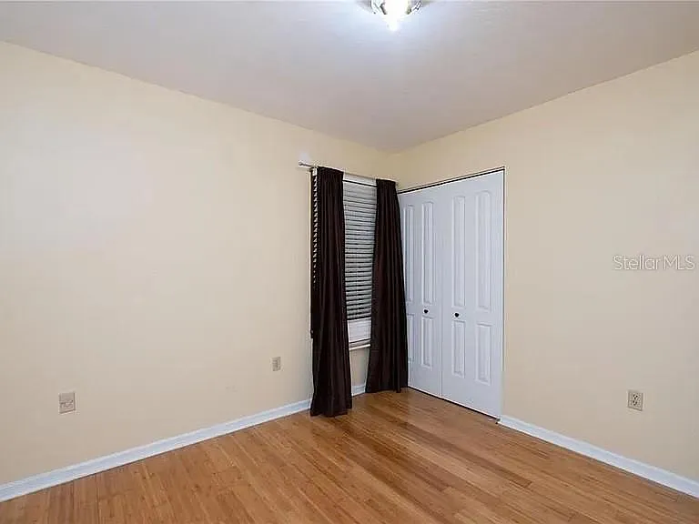 5211 SW 86th Ter — Photo 14