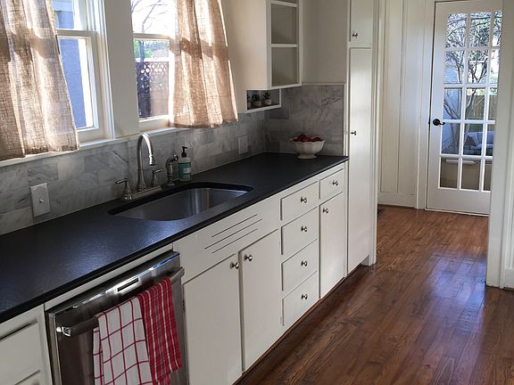 5th image of 4012 Byers Ave