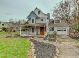 201 Woodland Ct, Black Mountain, NC 28711