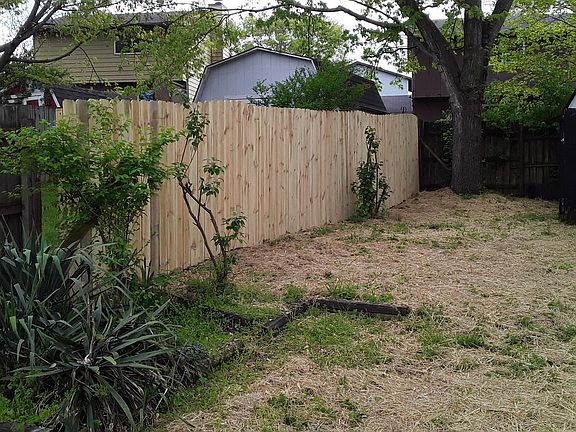 4th image of 1740 Shadwell Dr