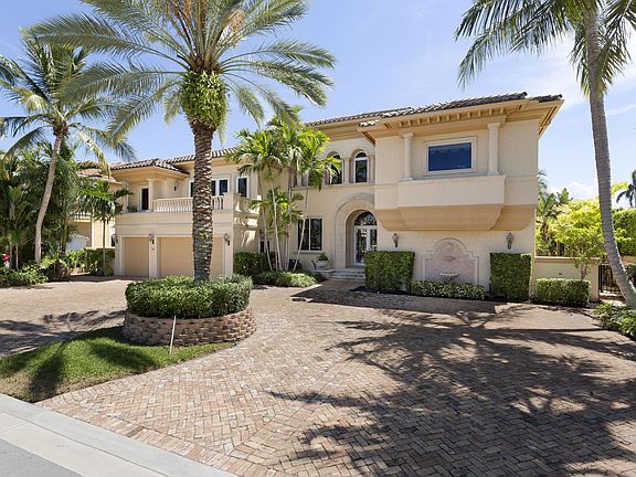 4th image of 50 Bay Colony Ln