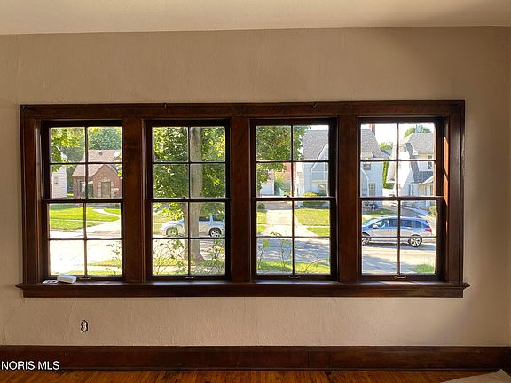 2nd image of 2932 Gunckel Blvd