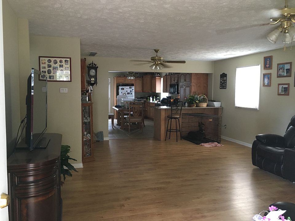 Main living room 