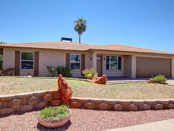 4th image of 2113 E Dolphin Ave