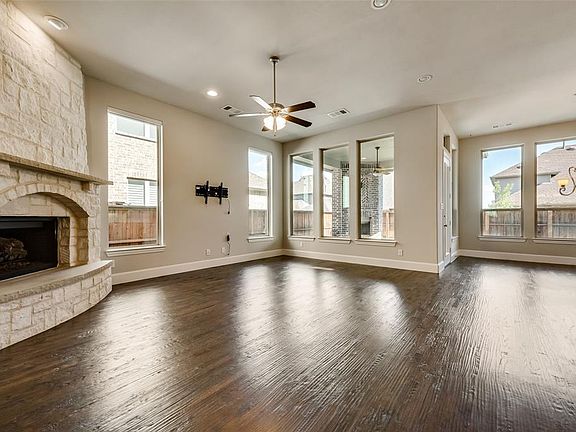 4th image of 8508 Cholla Blvd