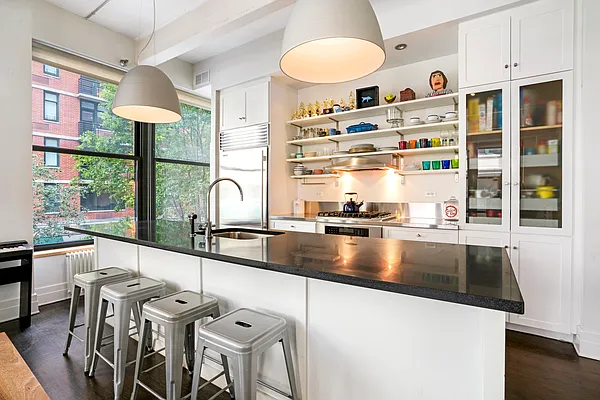 Rented by Compass | media 17