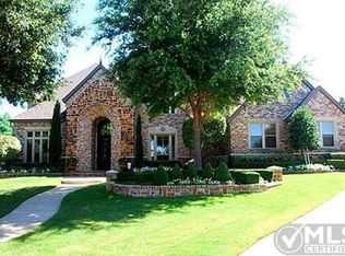 701 Chaucer Ct, Southlake, TX 76092