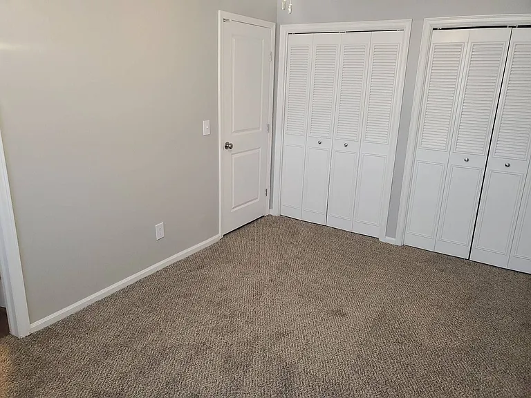 Stratford East Apartments — Photo 90