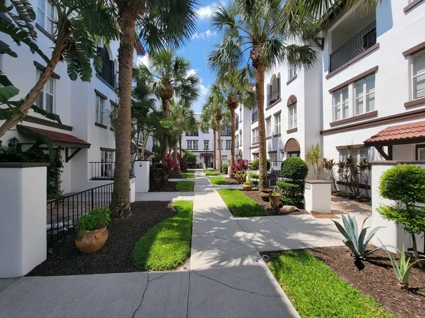 623 Casabella Cir, Tampa, FL 33609