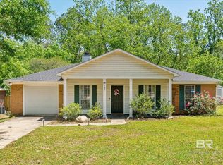 181 Richmond Rd, Daphne, AL 36526