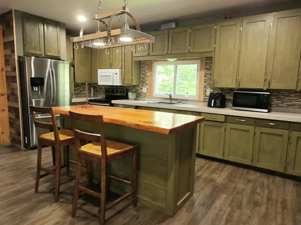 724 Sawyer Road, Greene, ME 04236