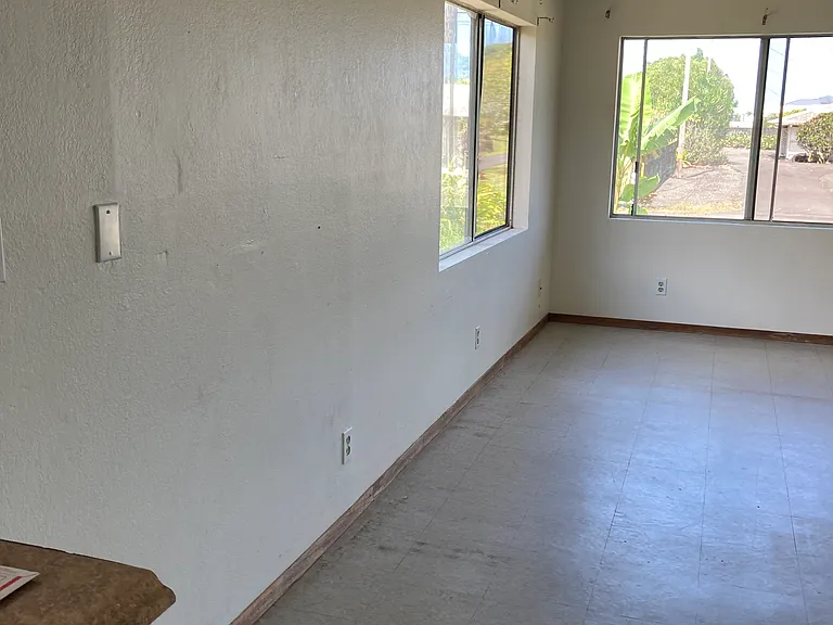 93 W Kawailani St #D — Photo 1