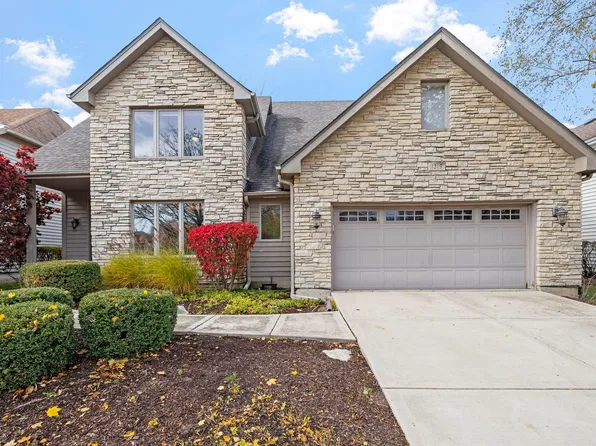 1319 Cranbrook Cir, Aurora, IL 60502