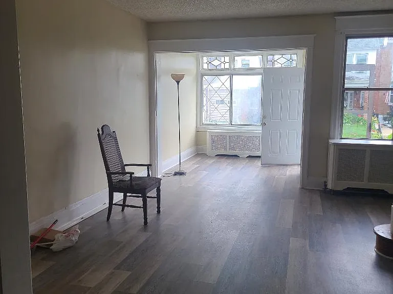 569 Geneva Ave — Photo 14