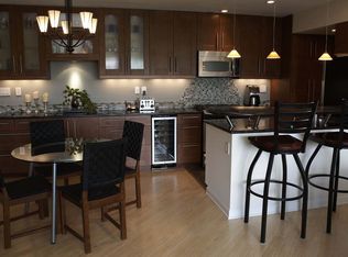4970 Battery Ln APT 504, Bethesda, MD 20814