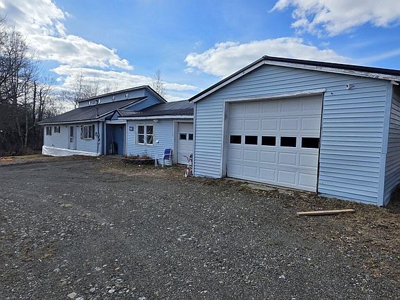 2nd image of 1554 Washburn Road