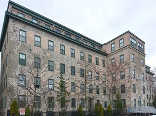 426 Mount Hope St UNIT 313, North Attleboro, MA 02760