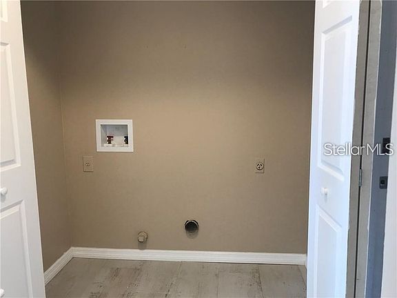 5th image of 650 Whittingham Pl