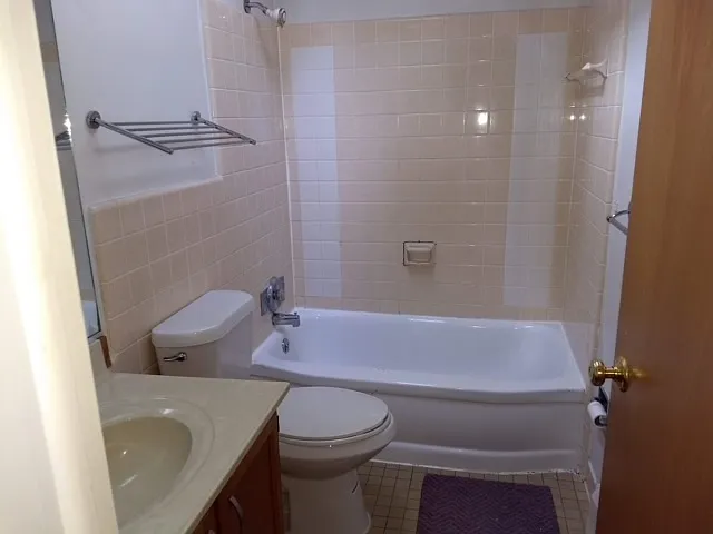 1070 Ferdon Rd #2 — Photo 5