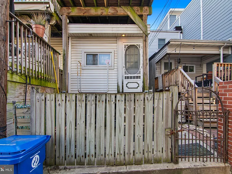 808 E Fort Ave — Photo 28