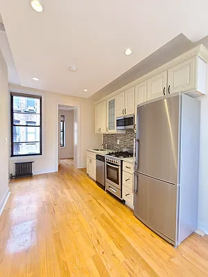 Rented by Nest Seekers International | media 16