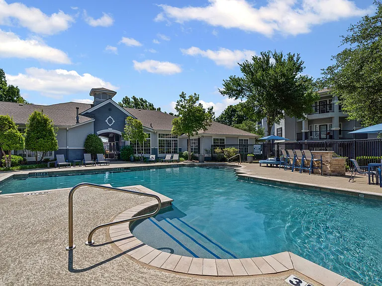 Benton Pointe — Photo 3