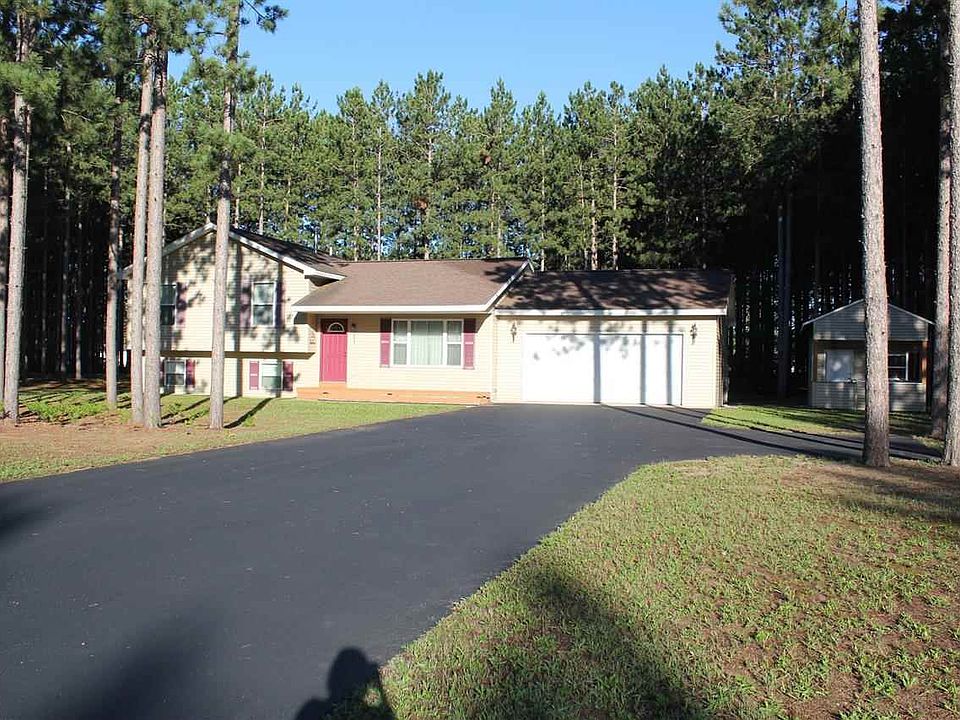 1st image of 2834 Lakes North Dr